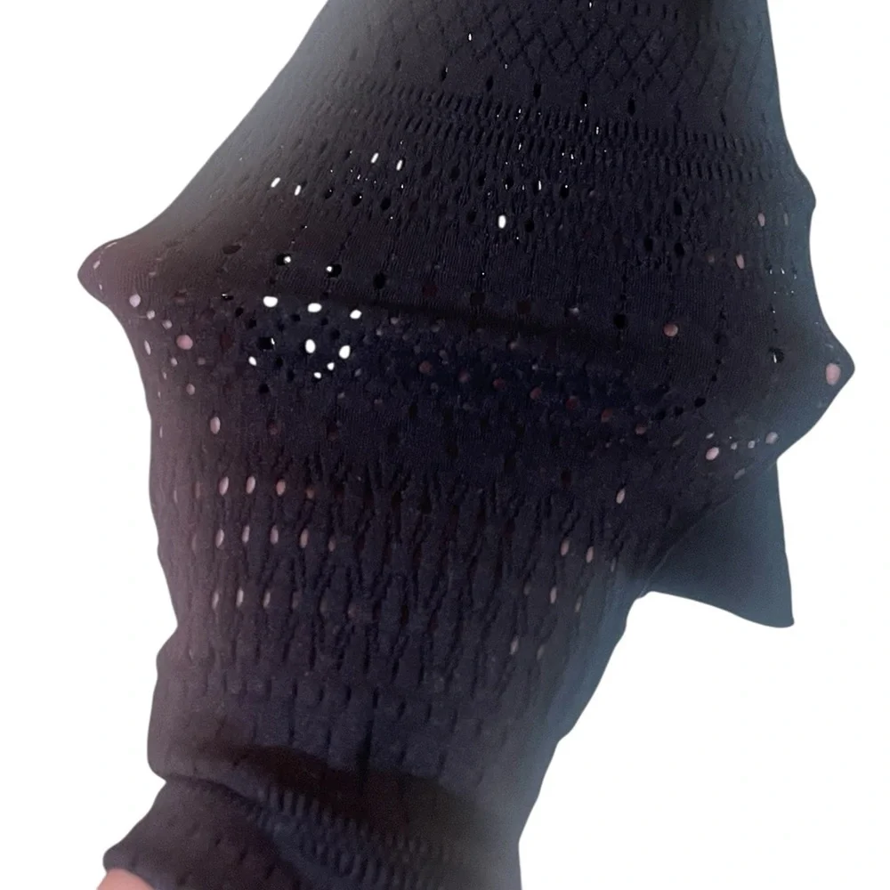 Sculptknit by Fabletics. Size unknown, see measurements below. GUC - Picture 2 of 5